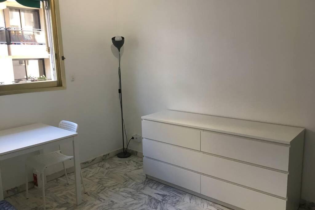 Studio Meuble Proche Plages Et Vieille Ville أنتيب المظهر الخارجي الصورة
